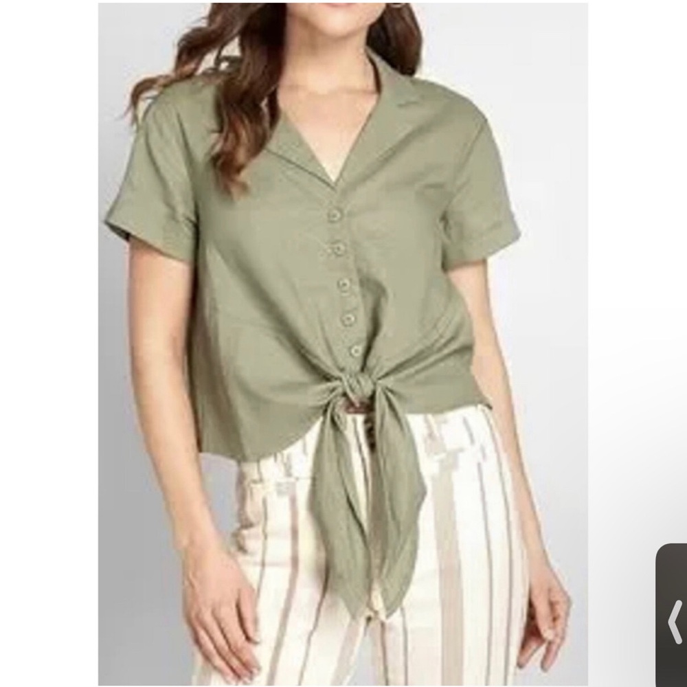 MODCLOTH Wisely Tied Button Up Front Tie Linen Blend Top